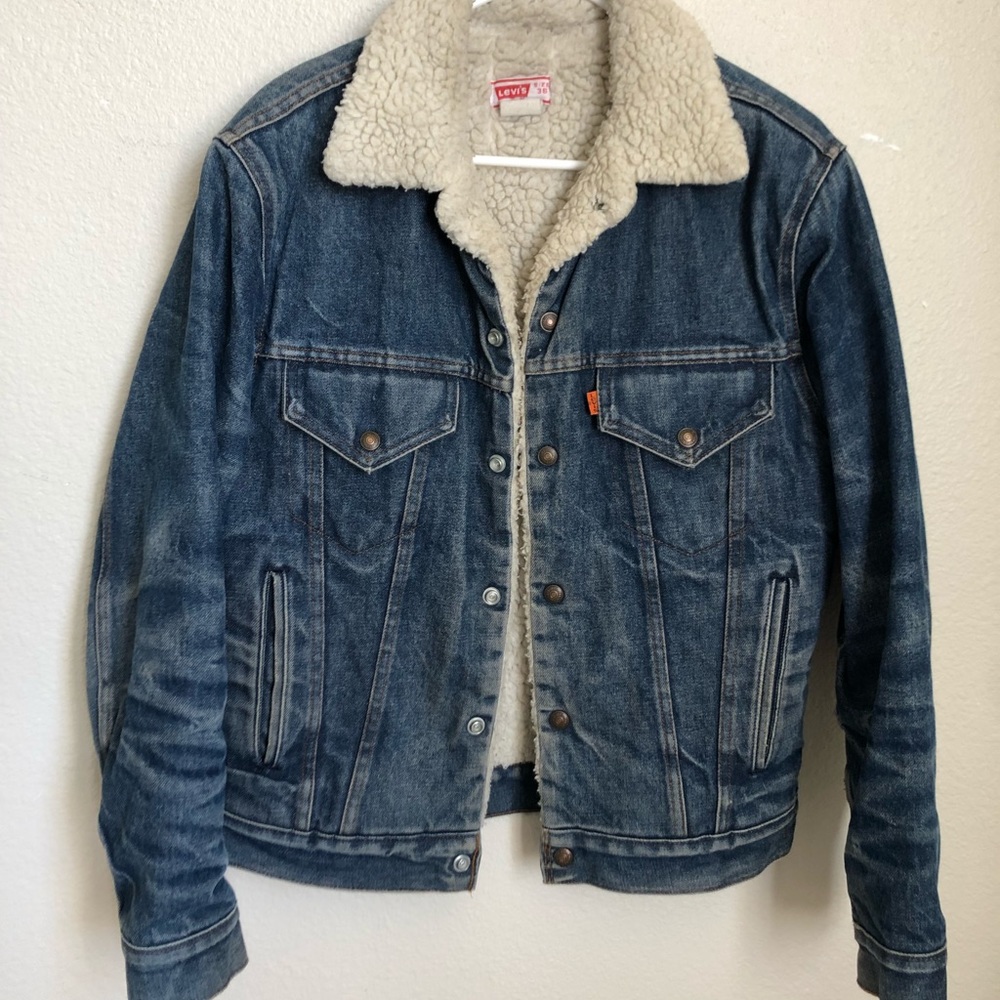 Denim vintage Jacket with Fur. Men’s size 38